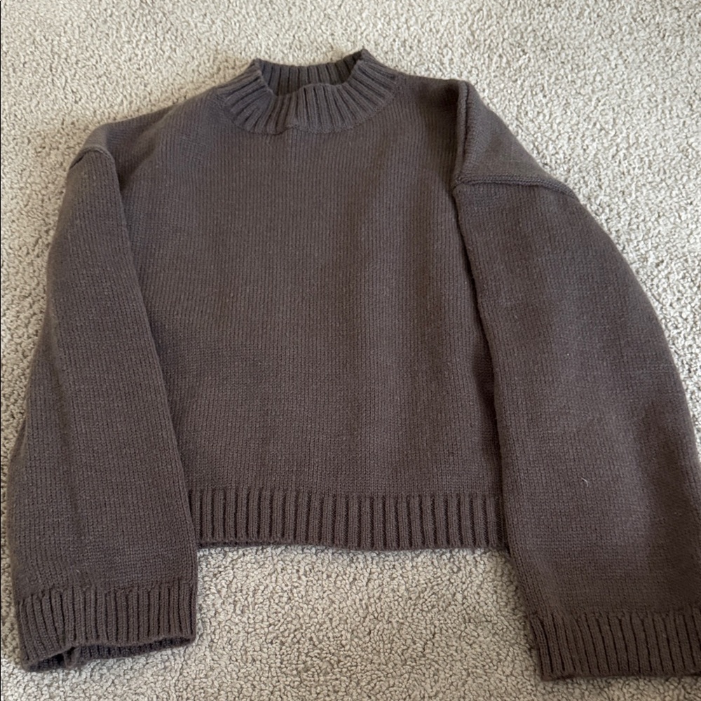Women's Gray Sweater